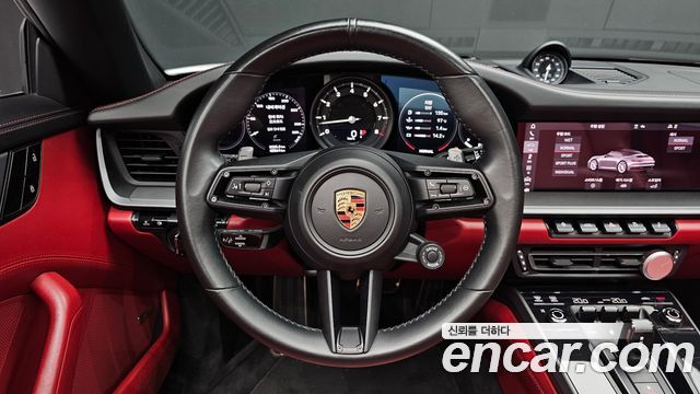 Porsche 911 (992) Carrera 4 Cabriolet 2021 — фото 17