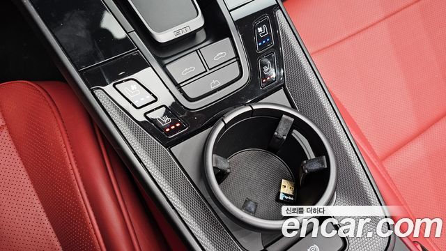 Porsche 911 (992) Carrera 4 Cabriolet 2021 — фото 23