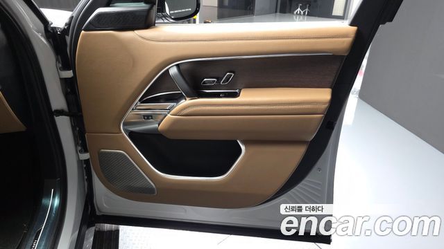 Land Rover Range Rover (V) P530 Autobiography Long Wheel Base 2023 — фото 24