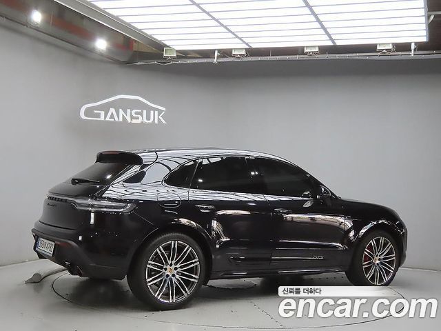 Porsche Macan 3.0 GTS 95B 2018 — фото 3