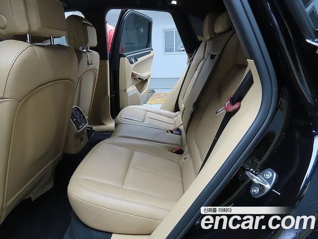 Porsche Macan 3.0 GTS 95B 2018 — фото 9