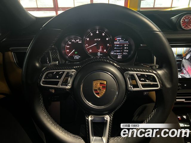 Porsche Macan 3.0 GTS 95B 2018 — фото 17