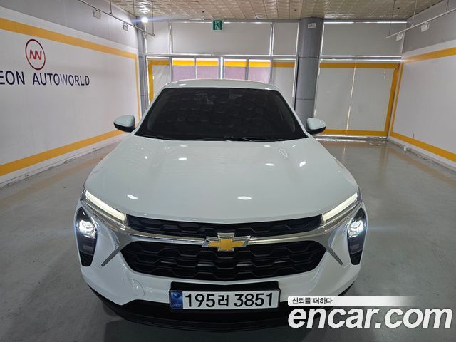 Chevrolet Trax Crossover 1.2 LS Plus 2024 — фото 2