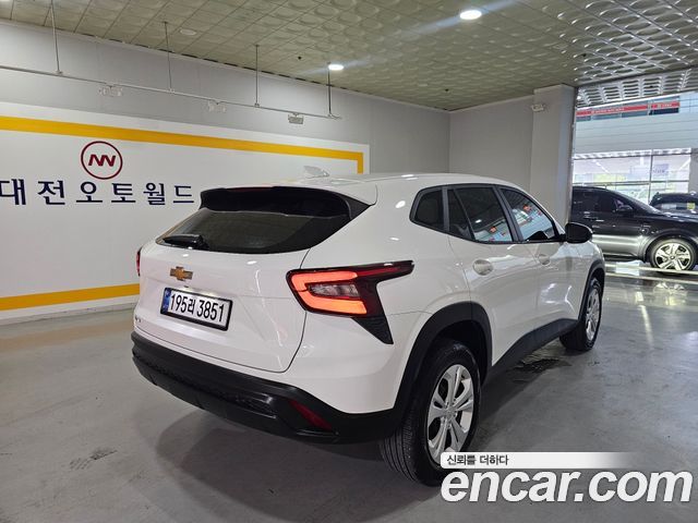 Chevrolet Trax Crossover 1.2 LS Plus 2024 — фото 7