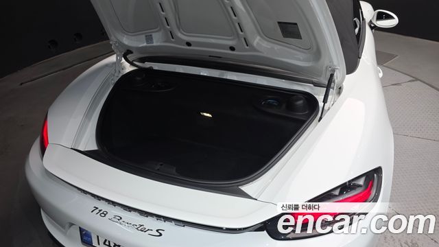 Porsche 718 Boxster S 2.5 2020 — фото 30