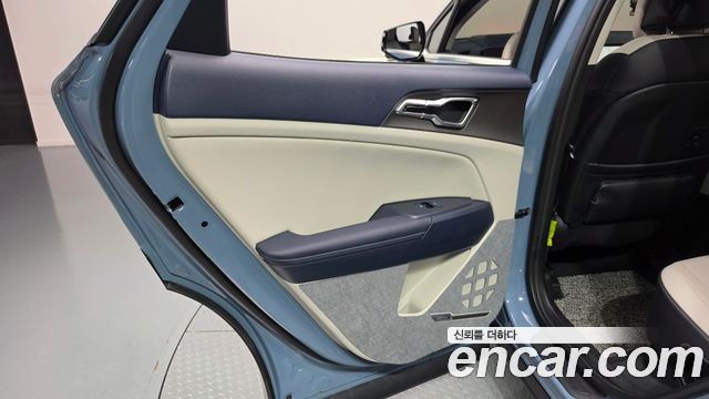 Kia Sportage Hybrid (V) HEV 1.6 2WD Signature 2025 — фото 31