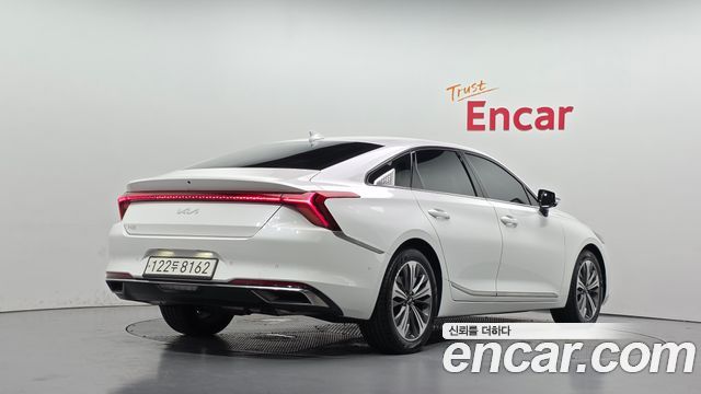 Kia K8 2.5 Gasoline 2WD Signature 2023 — фото 2
