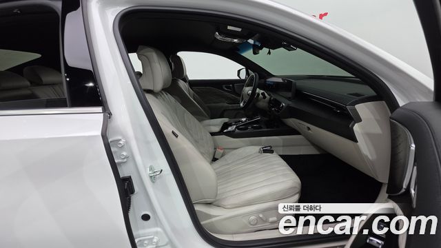 Kia K8 2.5 Gasoline 2WD Signature 2023 — фото 26