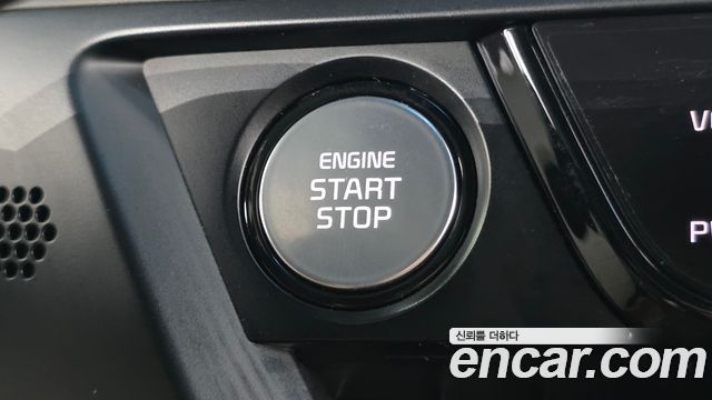 Kia K8 2.5 Gasoline 2WD Signature 2023 — фото 29
