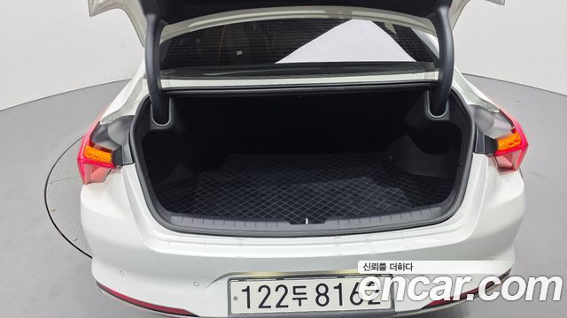 Kia K8 2.5 Gasoline 2WD Signature 2023 — фото 35