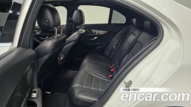Mercedes-Benz C-Class (W205) C200 AMG Line 2021 — фото 12