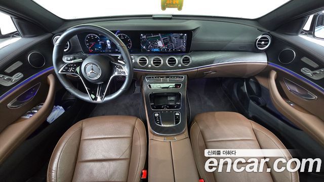 Mercedes-Benz E-Class (W213) E250 AMG Line 2023 — фото 7