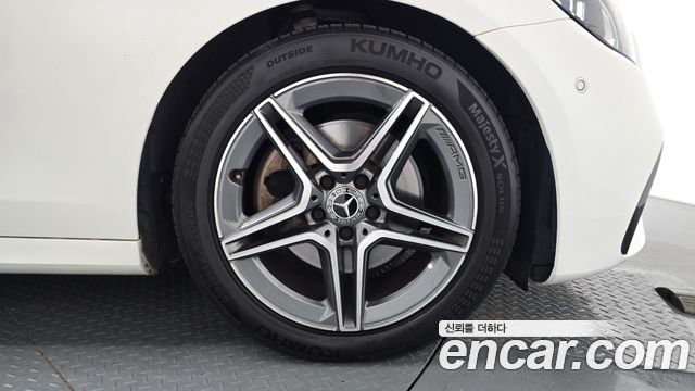 Mercedes-Benz E-Class (W213) E250 AMG Line 2023 — фото 21