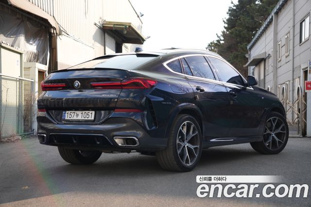 BMW X6 (G06) xDrive40i M Sport 2023 — фото 2