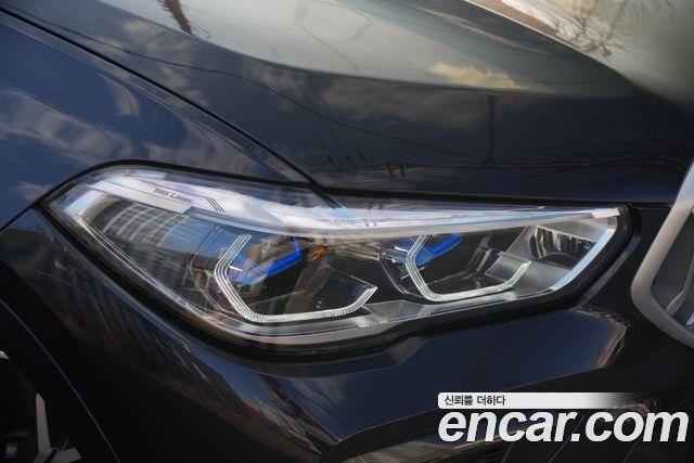 BMW X6 (G06) xDrive40i M Sport 2023 — фото 3