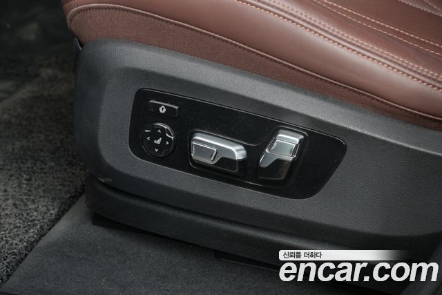 BMW X6 (G06) xDrive40i M Sport 2023 — фото 11