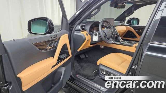 Lexus LX (IV) 700h Luxury 2025 — фото 10