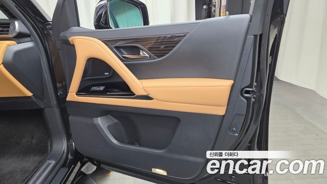 Lexus LX (IV) 700h Luxury 2025 — фото 24