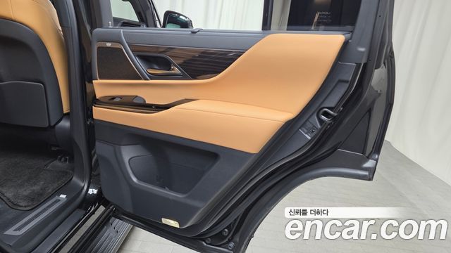 Lexus LX (IV) 700h Luxury 2025 — фото 25
