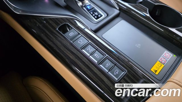 Lexus LX (IV) 700h Luxury 2025 — фото 37