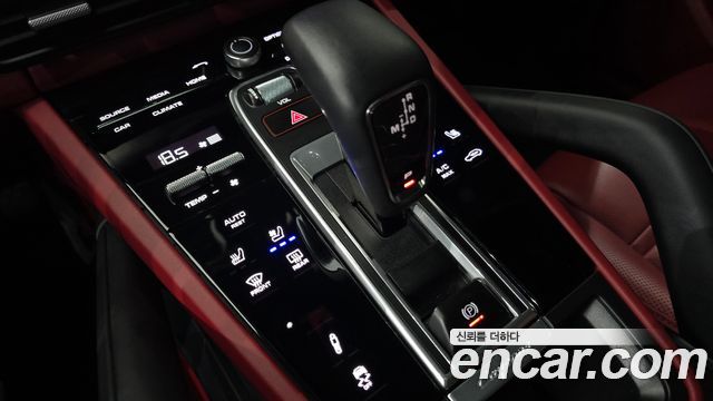 Porsche Cayenne (PO536) 3.0 COUPE PLATINUM EDITION 2023 — фото 9