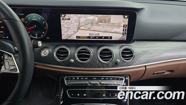 Mercedes-Benz E-Class (W213) E250 Avantgarde 2023 — фото 15