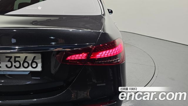 Mercedes-Benz E-Class (W213) E250 Avantgarde 2023 — фото 23
