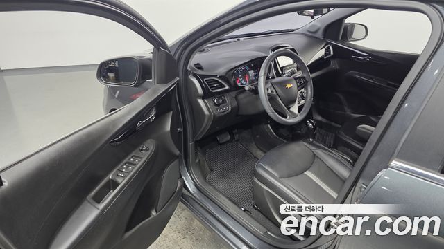 Chevrolet Spark Premier 2019 — фото 10