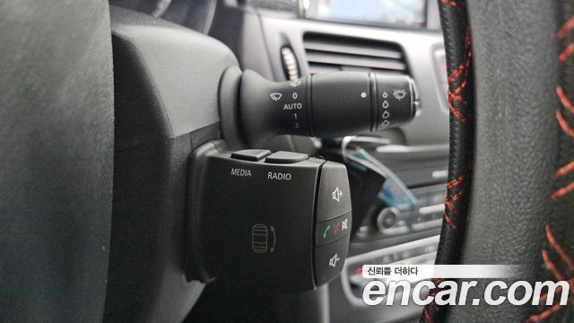 Renault Korea SM5 Platinum SE Standard 2013 — фото 16