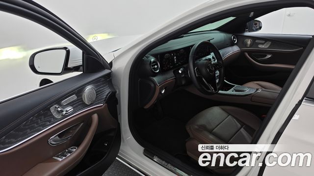 Mercedes-Benz E-Class (W213) E350 4MATIC Exclusive 2023 — фото 10
