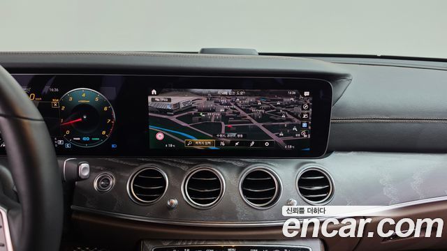 Mercedes-Benz E-Class (W213) E350 4MATIC Exclusive 2023 — фото 12