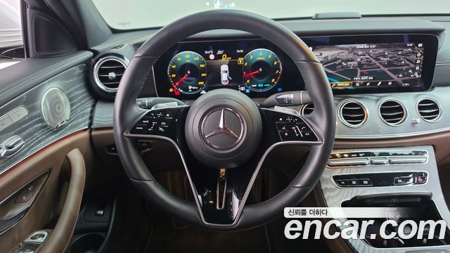 Mercedes-Benz E-Class (W213) E350 4MATIC Exclusive 2023 — фото 13