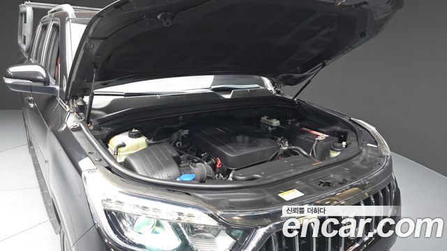 KG Mobility (SsangYong) Rexton Sports Khan Diesel 2.2 4WD Professional S (5-Link) 2019 — фото 6
