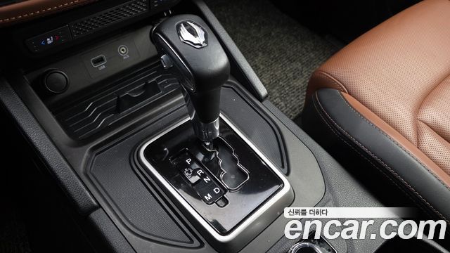 KG Mobility (SsangYong) Rexton Sports Khan Diesel 2.2 4WD Professional S (5-Link) 2019 — фото 9