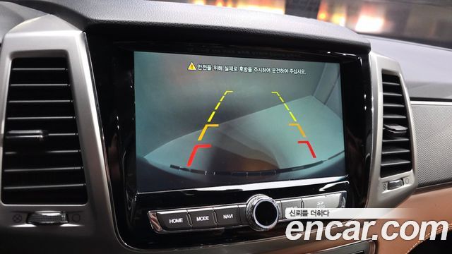 KG Mobility (SsangYong) Rexton Sports Khan Diesel 2.2 4WD Professional S (5-Link) 2019 — фото 14