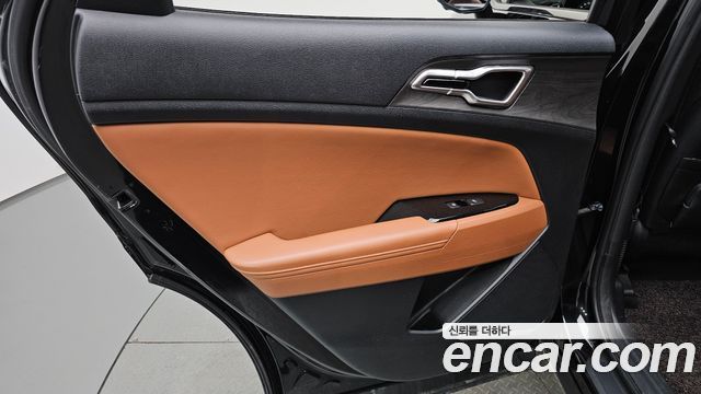 Kia Sportage (V) Gasoline 1.6 Turbo 2WD Signature Gravity 2022 — фото 25