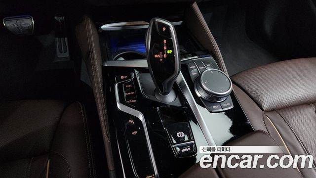 BMW 5 Series (G30) 530i M Sport Package 2022 — фото 9