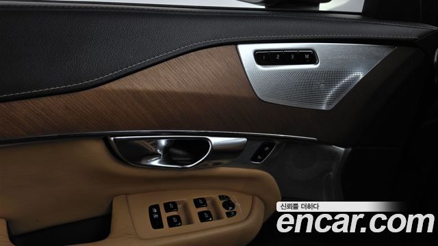 Volvo XC90 (II) T6 Inscription 2020 — фото 20