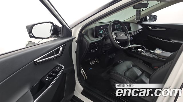 Kia EV6 Long Range Earth 2023 — фото 10