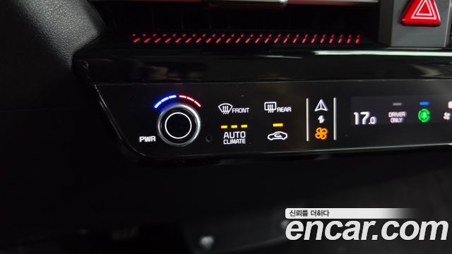 Kia EV6 Long Range Earth 2023 — фото 31