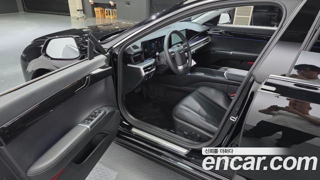 Hyundai Grandeur (GN7) 2,5 Gasoline 2WD Premium 2023 — фото 10