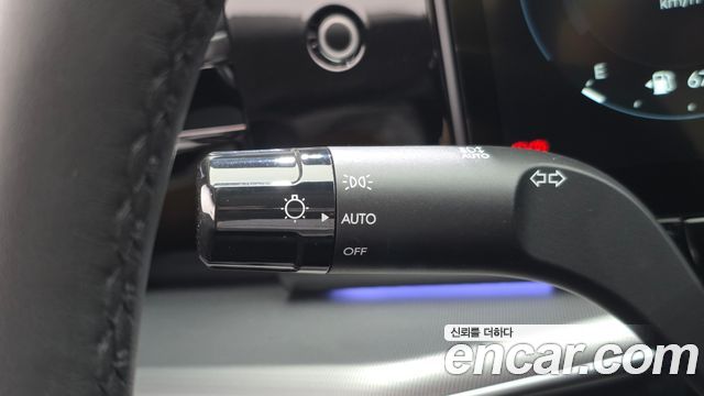 Hyundai Grandeur (GN7) 2,5 Gasoline 2WD Premium 2023 — фото 15