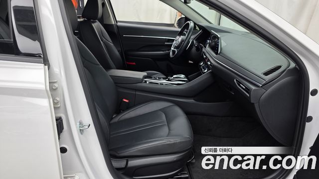 Hyundai Sonata (DN8) 2.0 Premium Plus 2022 — фото 11