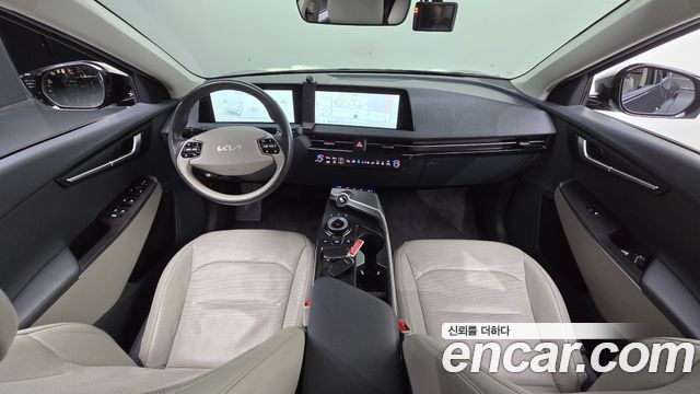Kia EV6 Standard Air 2023 — фото 7