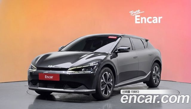 Kia EV6 Standard Air 2023 — фото 1