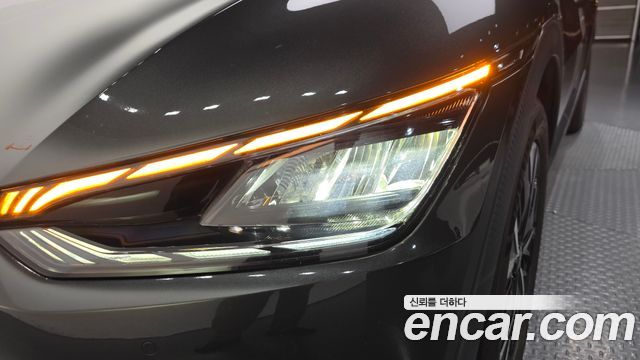 Kia EV6 Standard Air 2023 — фото 22