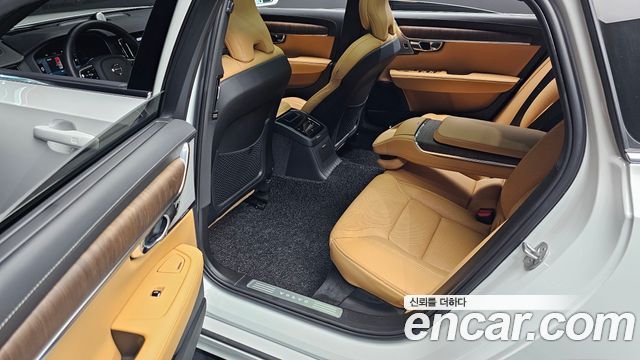 Volvo S90 T8 AWD Ultra Bright 2025 — фото 12