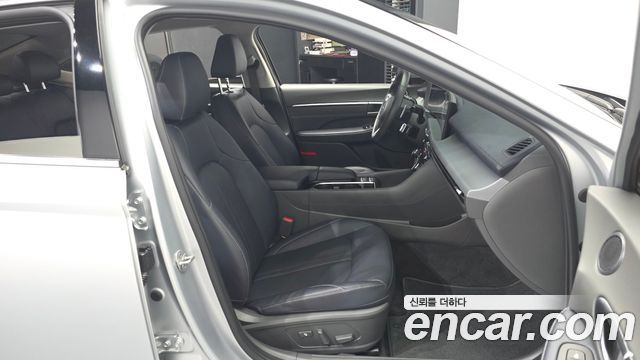 Hyundai Sonata The Edge (DN8) 2.0 Exclusive 2025 — фото 11