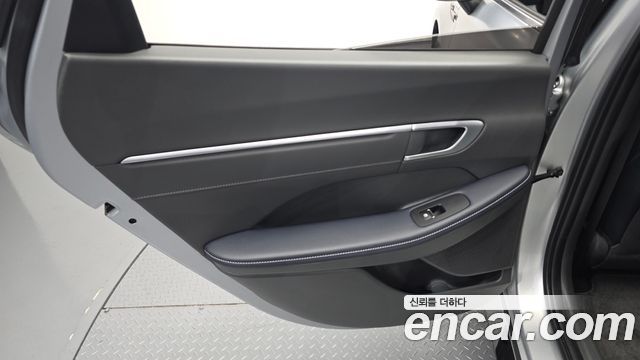 Hyundai Sonata The Edge (DN8) 2.0 Exclusive 2025 — фото 25