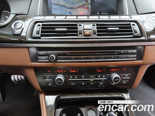 BMW 5 Series (F10) 528i 2015 — фото 20